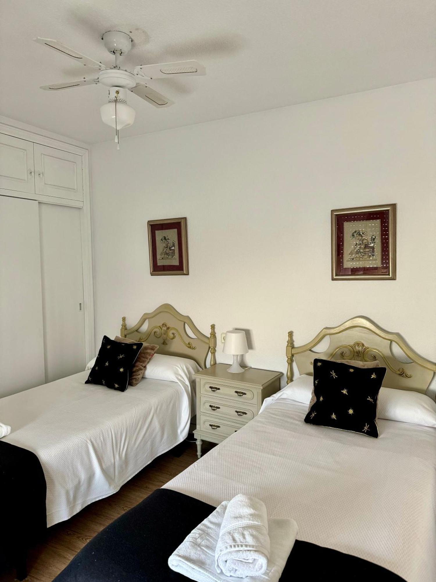 Garay Apartments Бенидорм Екстериор снимка