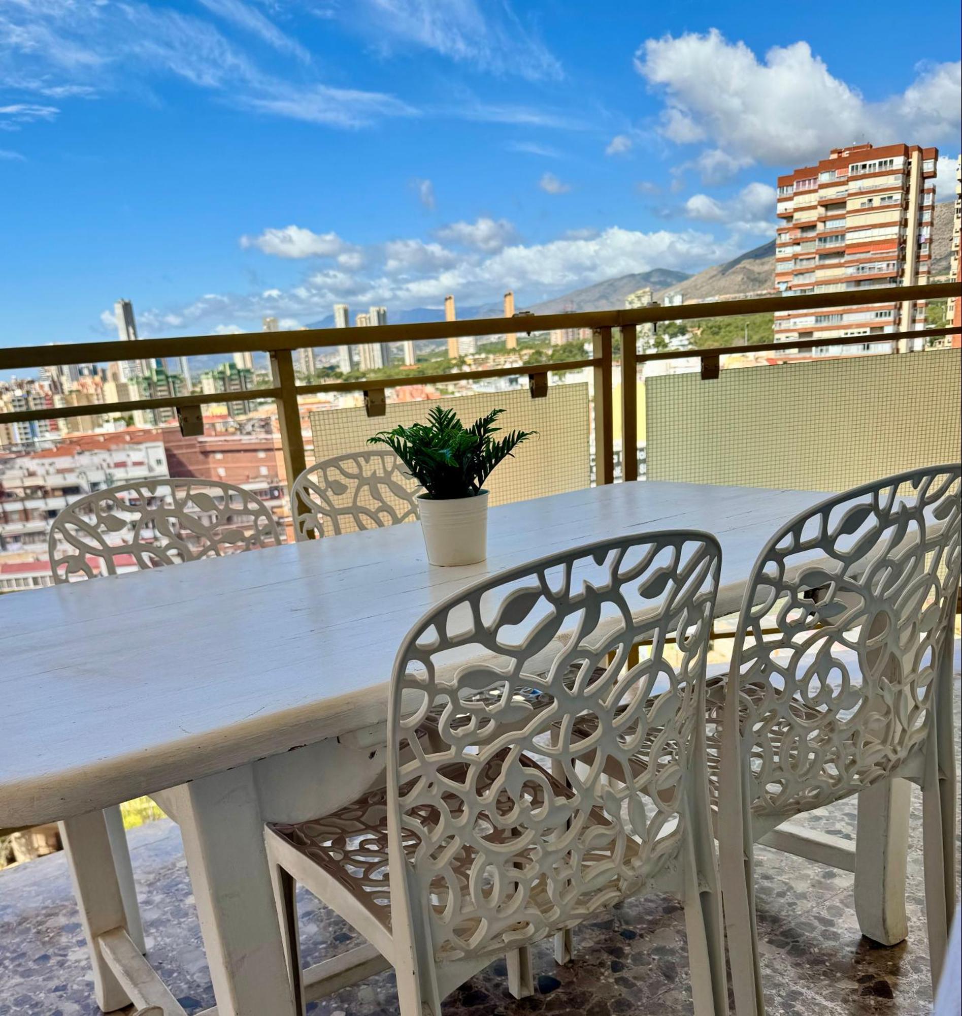 Garay Apartments Бенидорм Екстериор снимка