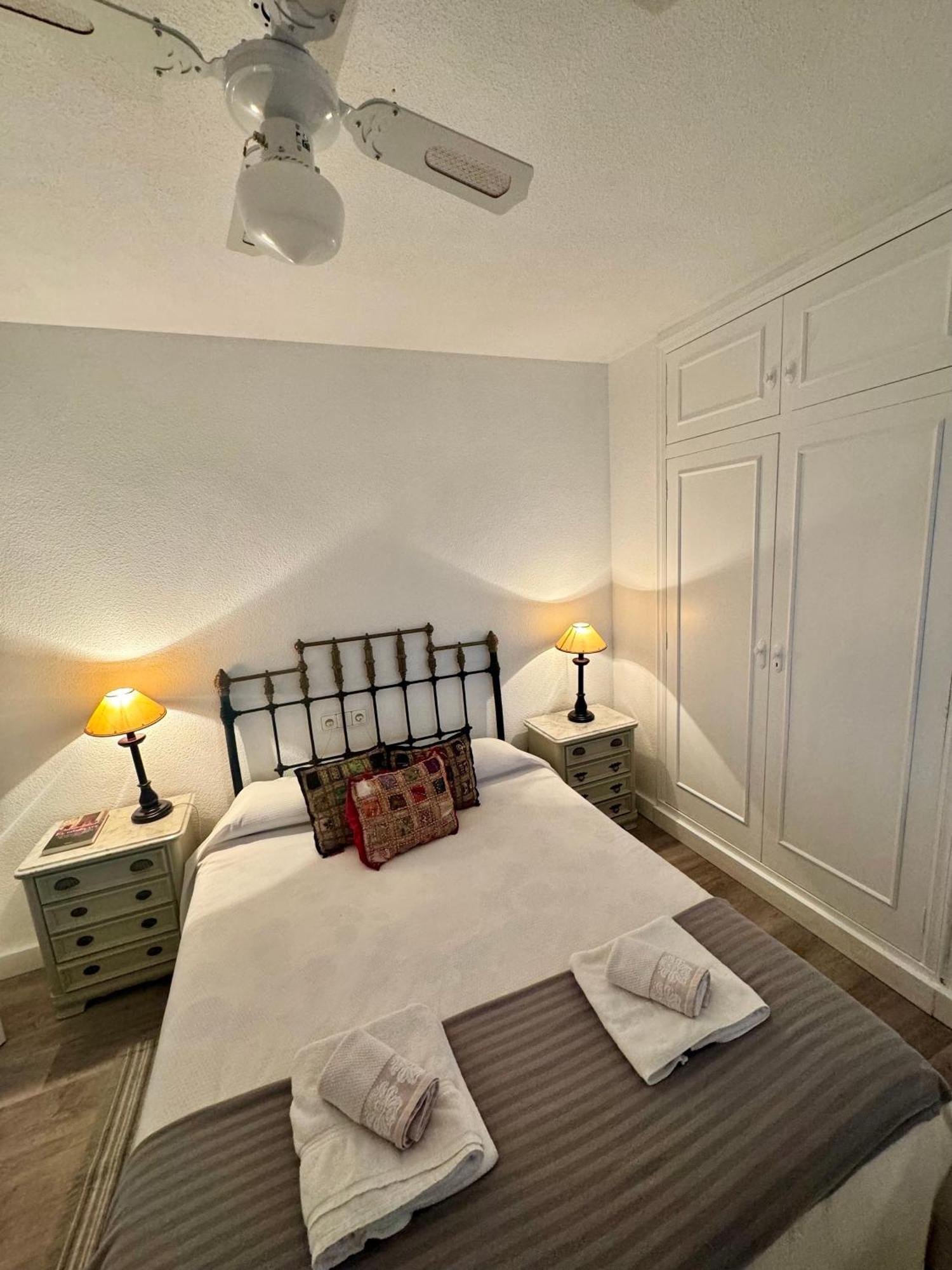 Garay Apartments Бенидорм Екстериор снимка